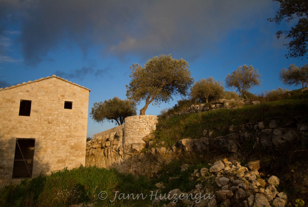 Sicilian Stone House, copyright Jann Huizenga