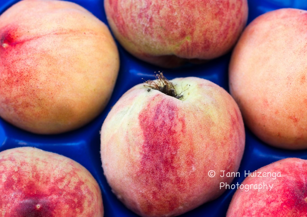 Sicilian peaches, copyright Jann Huizenga